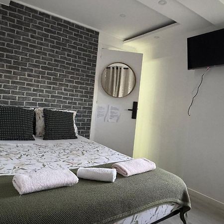 Airport Room Lisboa Eksteriør bilde
