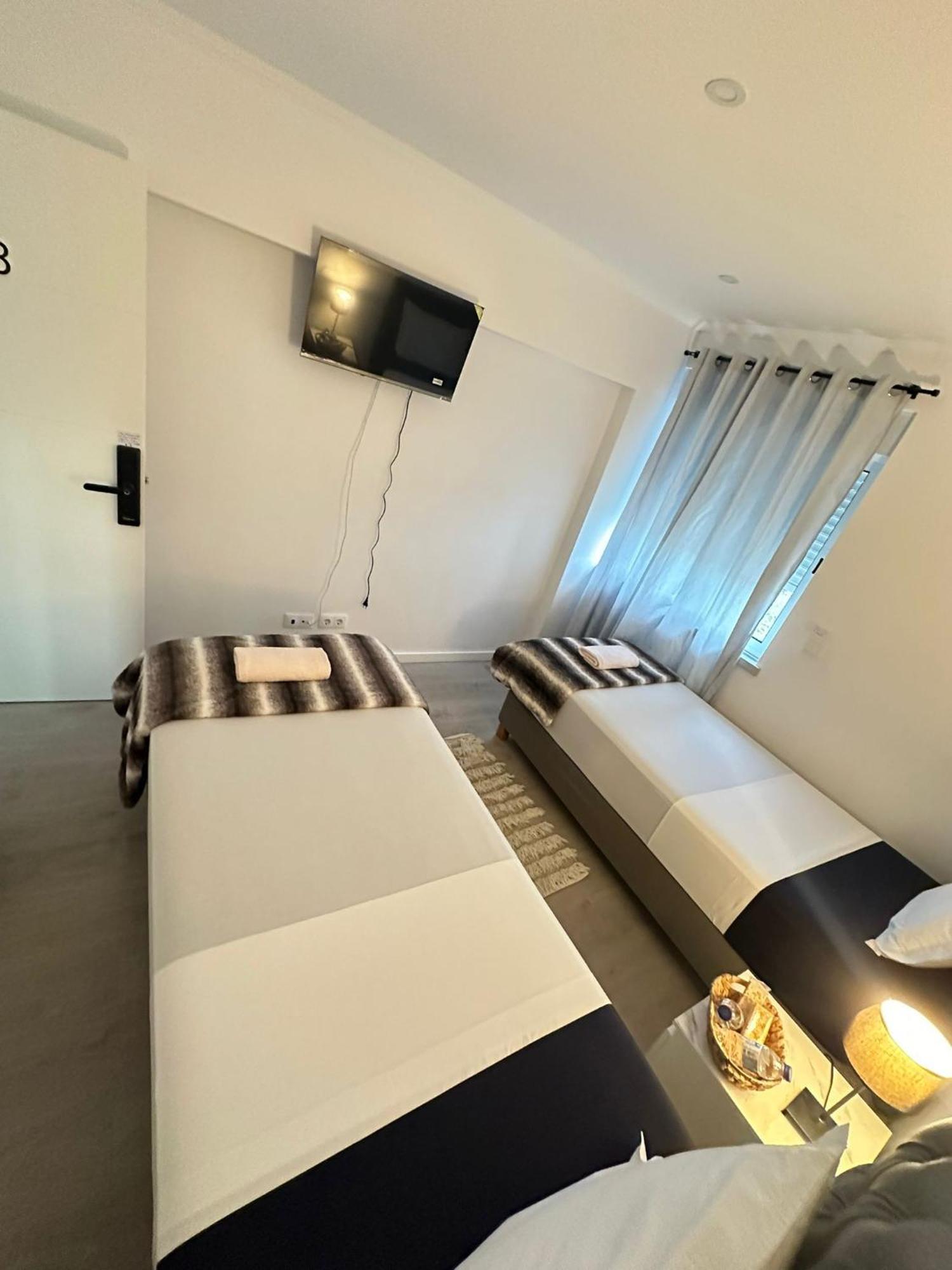Airport Room Lisboa Eksteriør bilde